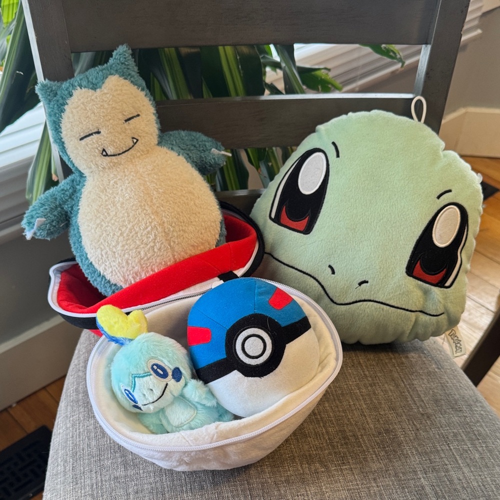 Pokémon plush Lot Pillow Pokeball Snorelax Sobble